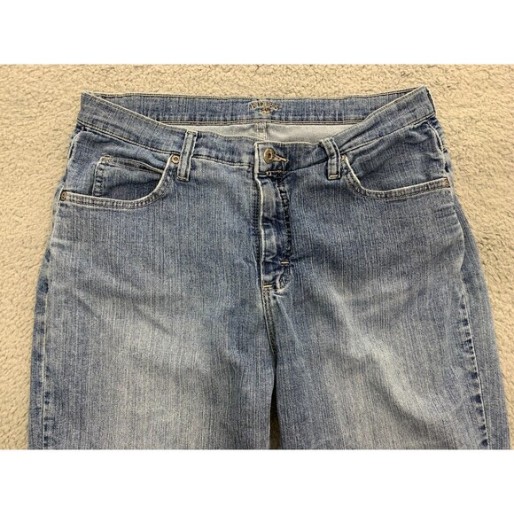 Lee Riders Women's Denim Blue Jeans - Straight Leg 5 Pocket Design - Picture 2 of 11